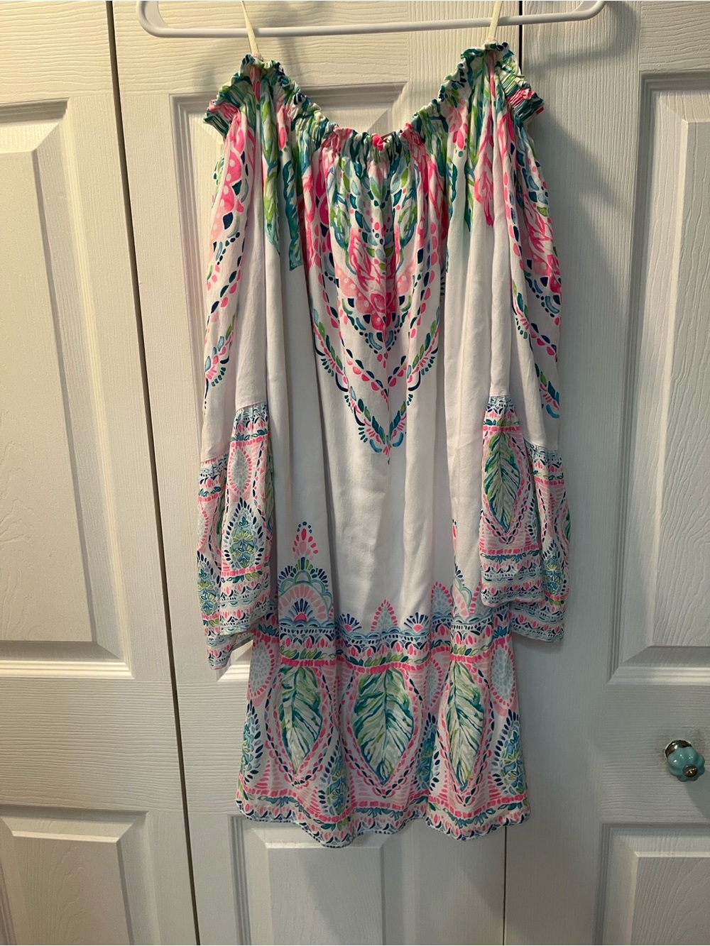 Lilly Pulitzer Off the Shoulder Dress Size Small